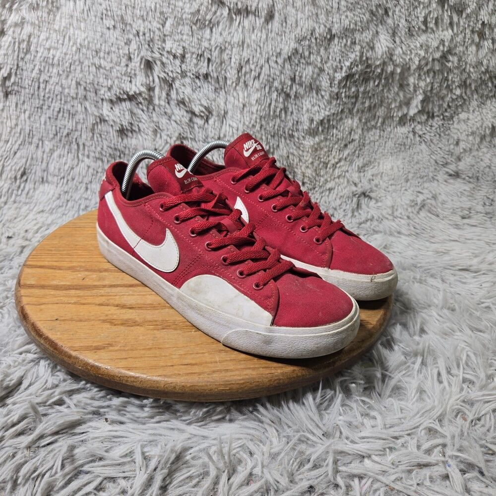 Nike Red Burgundy Blazer Court Low Sneakers Men 10 Red Canvas CV1658-600 Retro